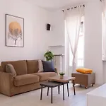 The Golden Floor - New Bright Apartment